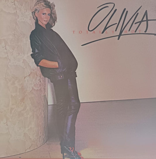 Olivia Newton-John – Totally Hot